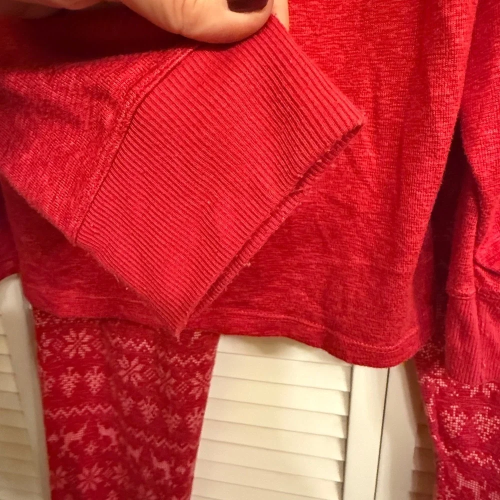 Derek Heart festive red